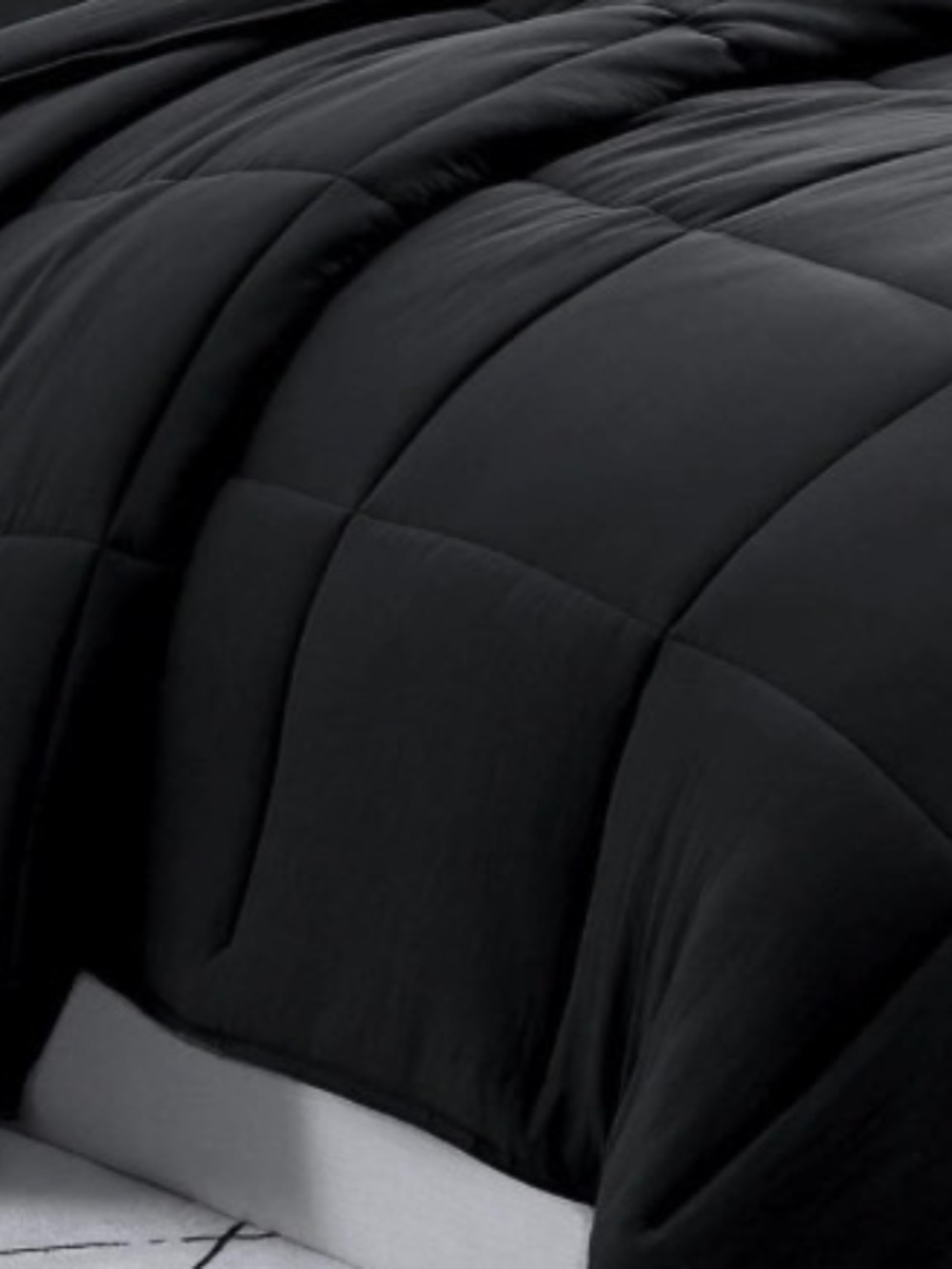 Re Black Quilted Queen Comforter